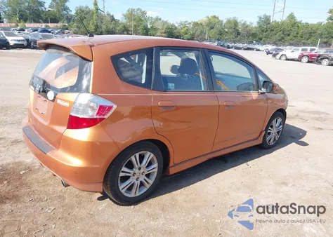 2010 Honda Fit Sport из США, поврежденный, VIN JHMGE8G46AS026906